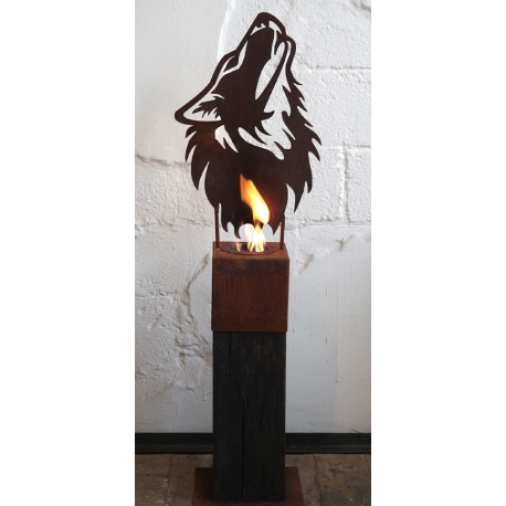 Oxidized Wolf on Oak Stele 20x20x50 cm"