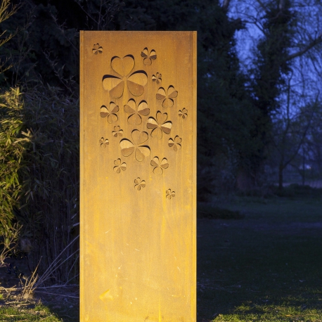 Steel Garden Wall - "Clover" - Modern Outdoor Ornament - 75 x 195 cm