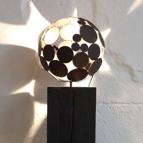 Indoor Globe Light with oxidized Oak Base - Diameter 28cm - modern interior ornament